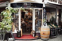 Schäfer´s Eck Außenansicht Rosenbrunnen